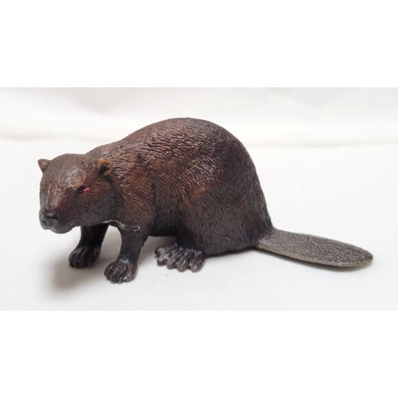 Schleich 2012 Brown Resin Beaver Figurine Toy #14693 Retired - Picture 1 of 7